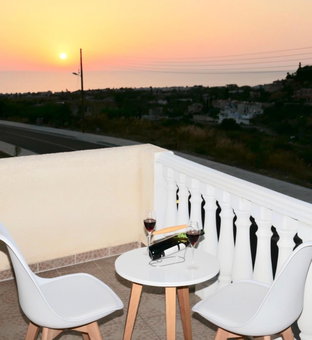 Melanos Residence 2 bdrm townhouse with private pool, Chlorakas, Кипр