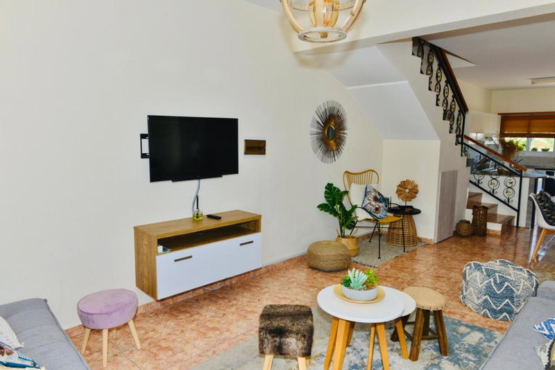 Melanos Residence 2 bdrm townhouse with private pool, Chlorakas, Кипр