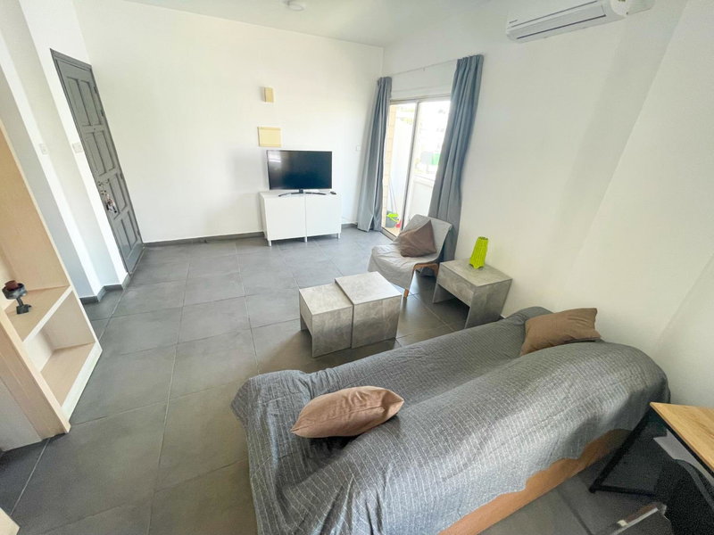 High Speed Holiday Apartment, Larnaka, Кипр