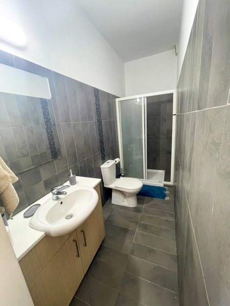 High Speed Holiday Apartment, Larnaka, Кипр