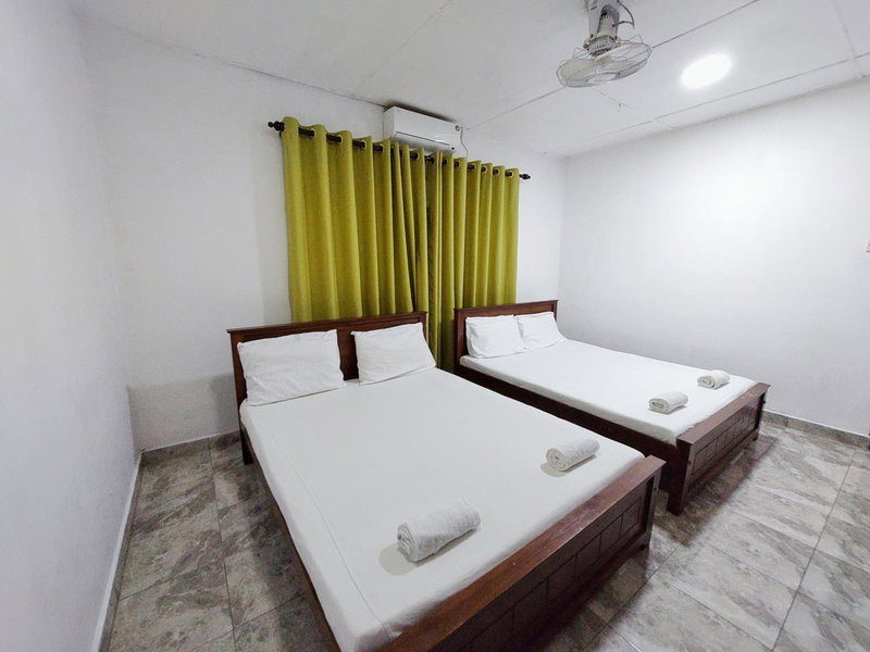 HOSTEL KATUNAYAKE At COLOMBO AIRPORT TRANSIT, Katunayaka, Sri Lanka