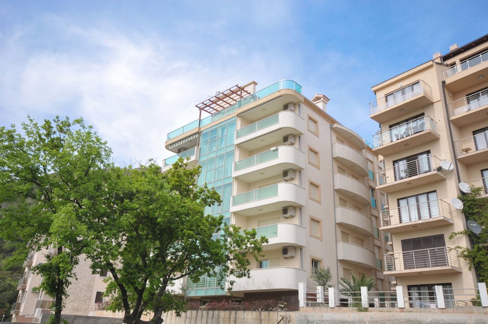 Hôtel · Adriatic Apartments, Becici