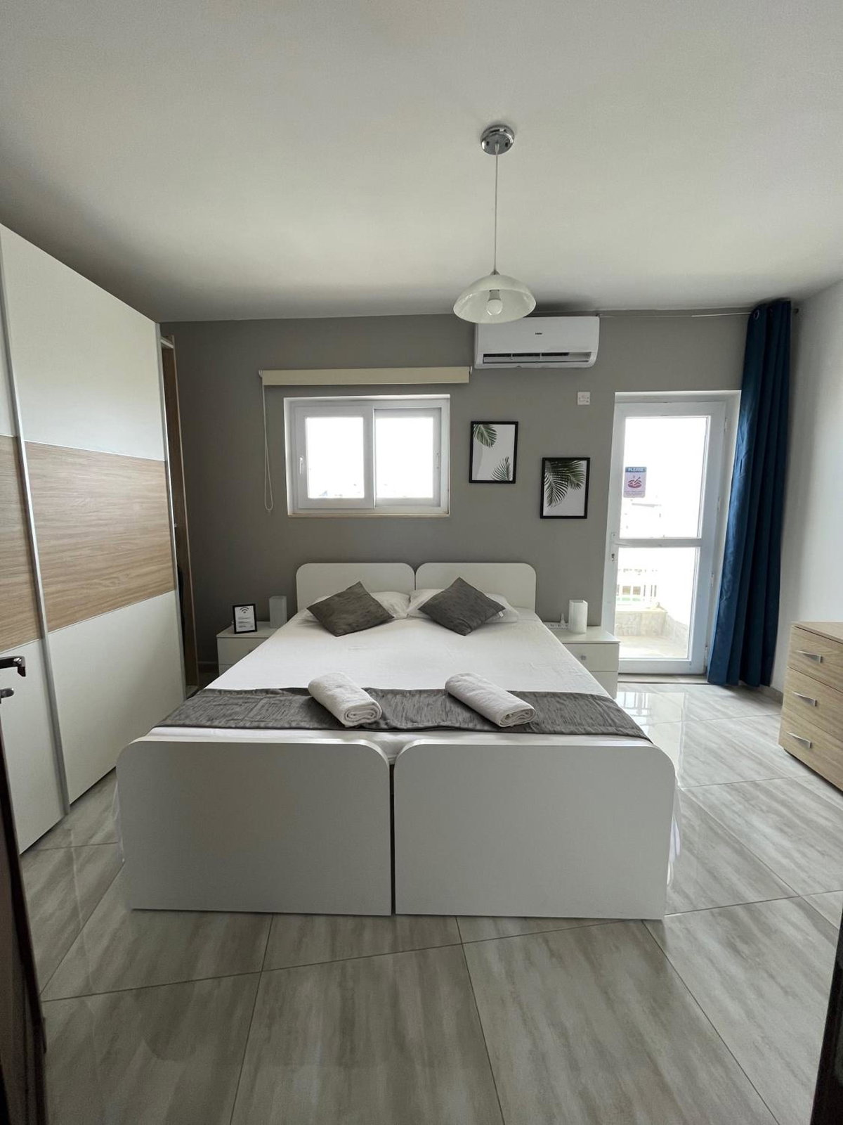 F3 Room 1, Private Double room with private bathroom and balcony, Malta