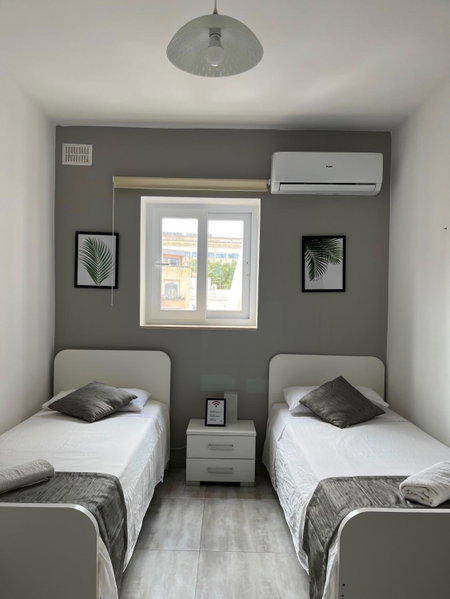 F3 Modern and Bright Apartment in Malta, Sliema, Malta
