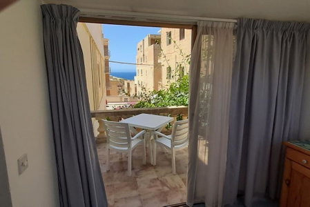 Villa Bronja Superior Airconditioned Studio apartment in Xlendi, Xlendi, Malta