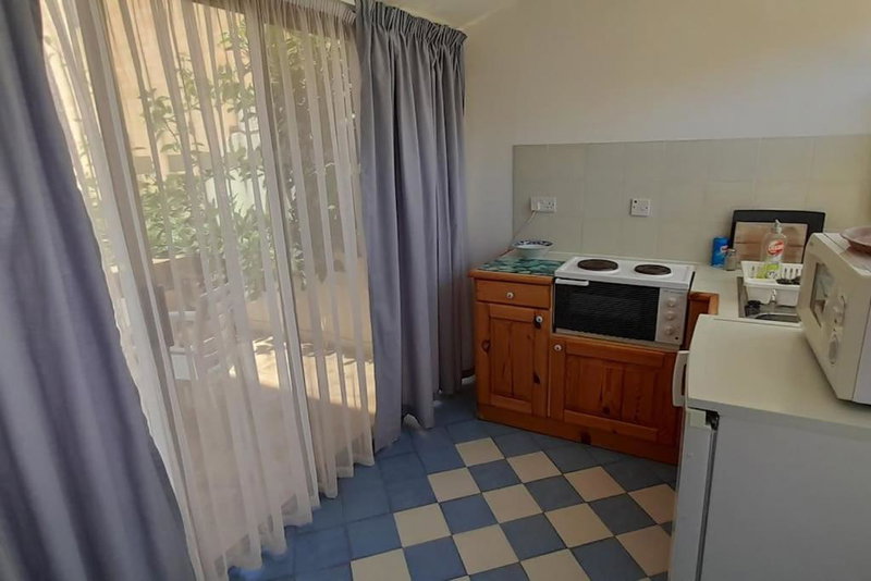 Villa Bronja Superior Airconditioned Studio apartment in Xlendi, Xlendi, Malta