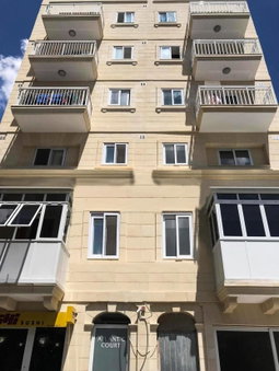 F7 Room 1, Private Double room with private bathroom in shared Flat, Msida, Мальта