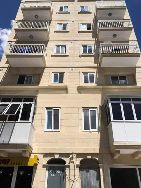 F7 Room 1, Private Double room with private bathroom in shared Flat, Msida, Мальта