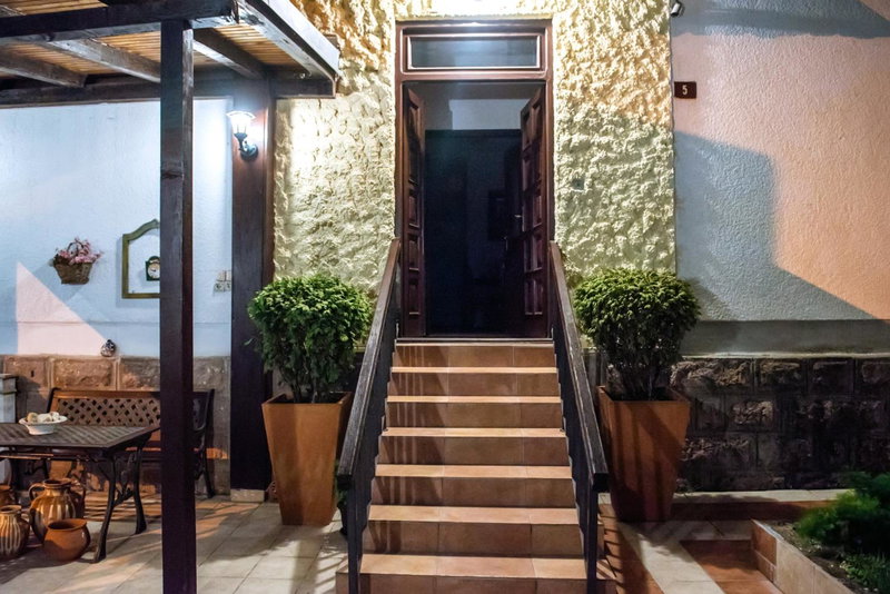 Vila Mila, Arangelovac, Serbia