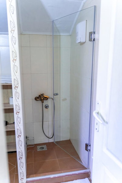 Vila Mila, Arangelovac, Serbia