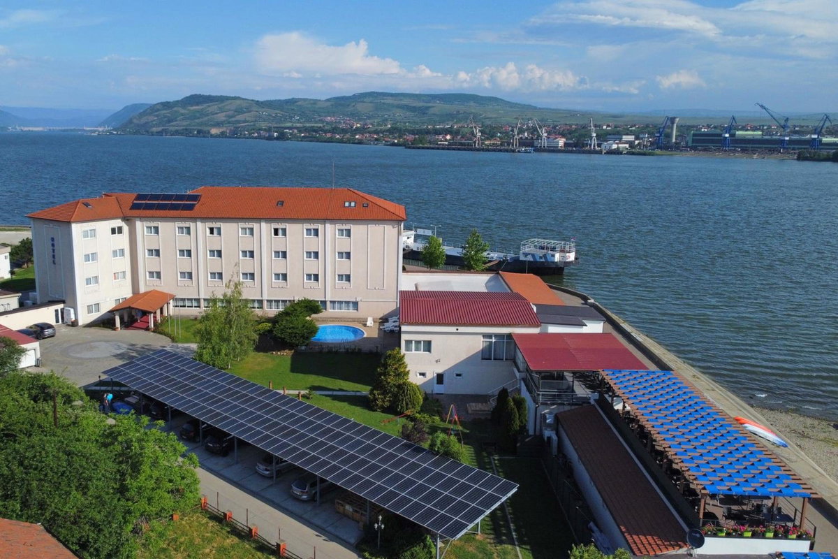 Hotel · Hotel Aquastar Danube, Kladovo
