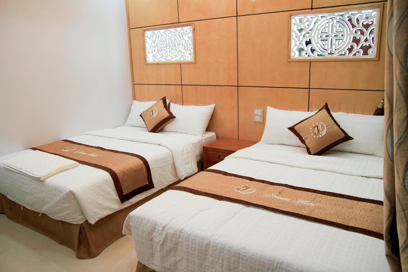 Jeanne Hotel, Cao Bang, Vietnam