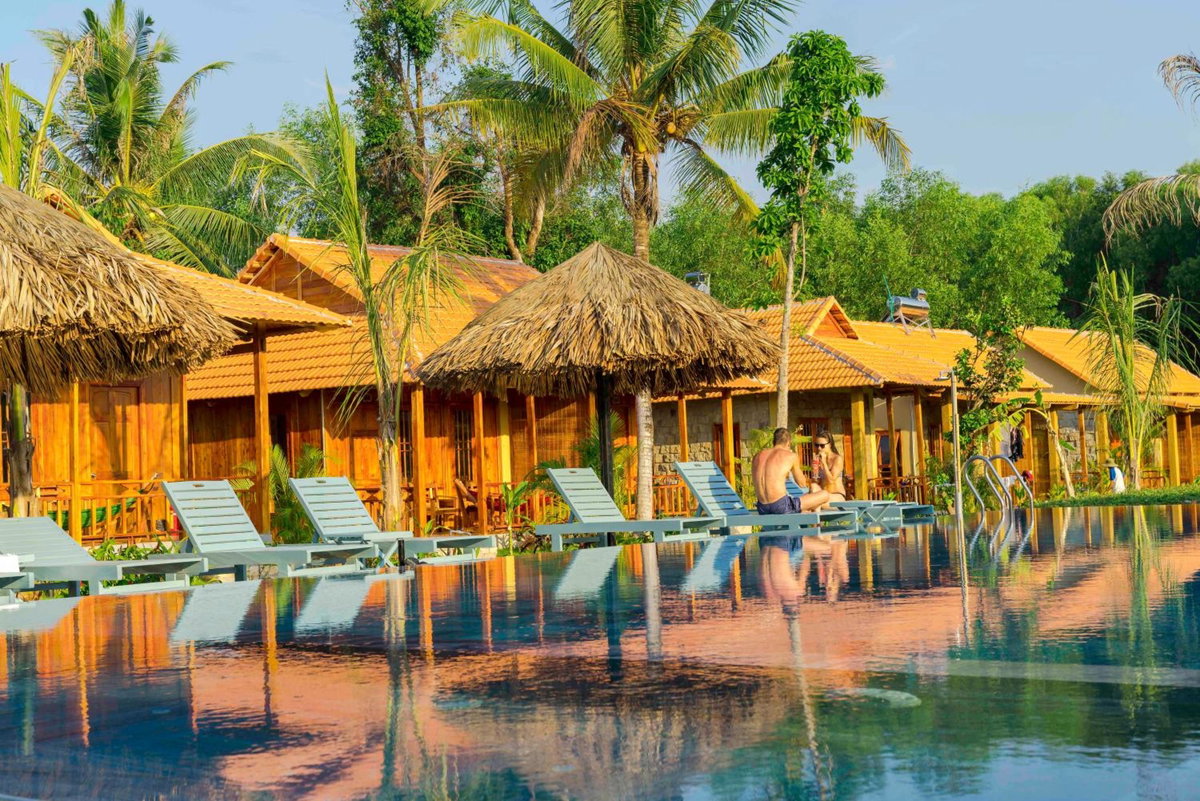 Hotel · Island Lodge, Duong GJong