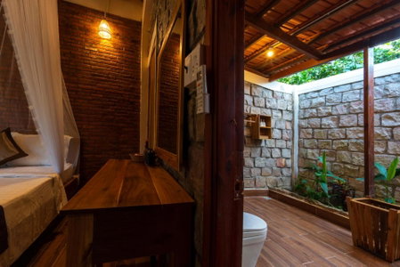 Island Lodge, Duong GJong, Vietnam