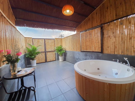 Reiwa Inn Apartment, Hà Nội, Việt Nam