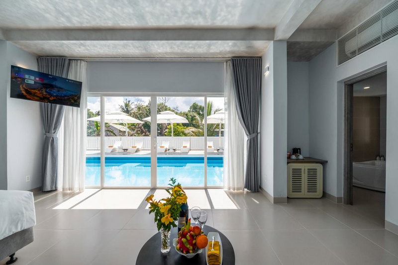 The Up Hotel Phu Quoc Island - The Poolside Escape, Duong GJong, Vietnam