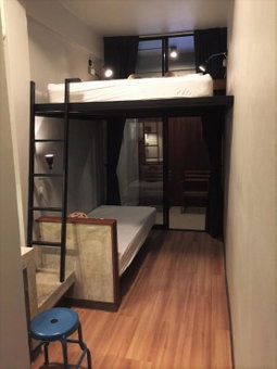 Yaksa Private, Bangkok, Tailandia