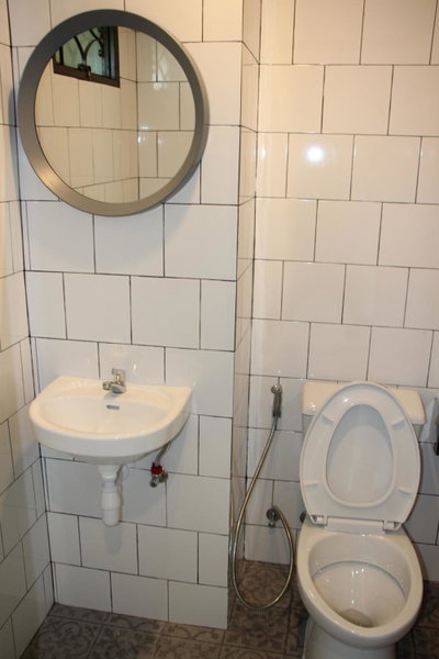 Yam Yen Hostel, Lat Krabang, Thailand