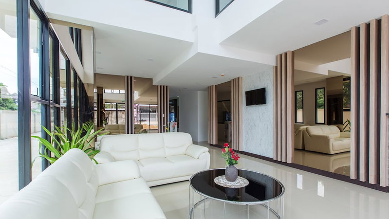 B2 Ubon Premier Hotel, Ubon Ratchathani, Thailand