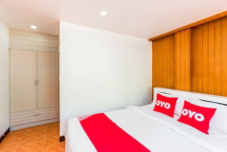 OYO 423 Baan Lucky Guesthouse, Karon, Tailandia