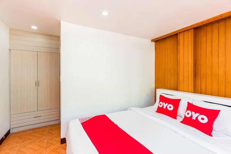 OYO 423 Baan Lucky Guesthouse, Karon, Tailandia