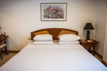 Lido Beach Hotel Pattaya, Pattaya, Thailand