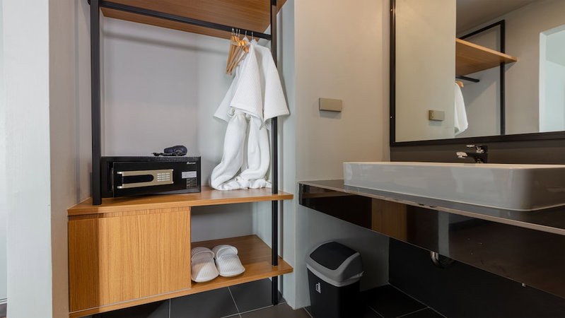 B2 Surat Thani Premier Hotel, Surat Thani, ประเทศไทย