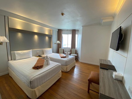 Thongtarin Hotel, Surin, Thailand