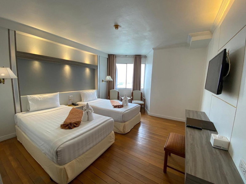 Thongtarin Hotel, Surin, Thailand