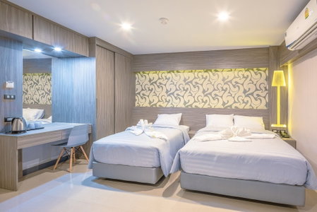 Sound at sleep Hotel, Makkasan, Thailand