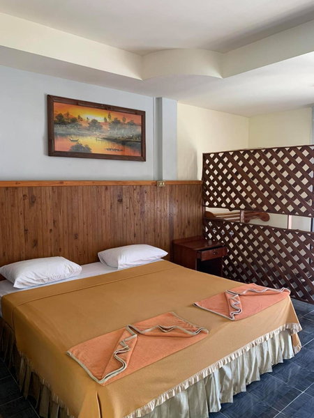 Rattana Guesthouse & Bungalow, Chaweng, ประเทศไทย