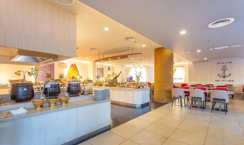 Hotel Clover Patong Phuket, Patong Beach, Thailand