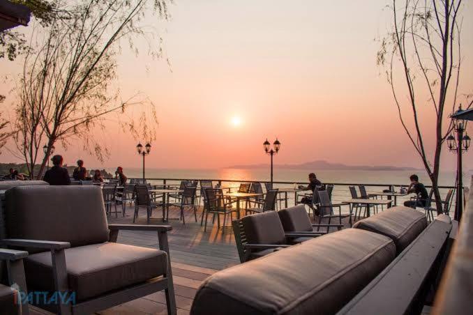 Dolphinplace, Pattaya South, Thailand