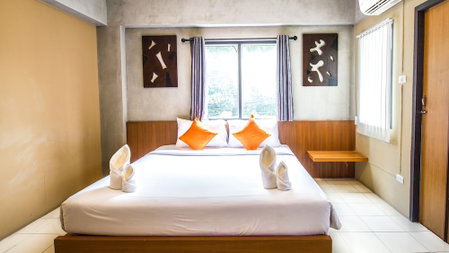 B2 Santitham (Wat Jed Yod) Boutique & Budget Hotel, Chiang Mai, ประเทศไทย