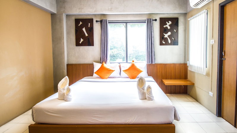 B2 Santitham (Wat Jed Yod) Boutique & Budget Hotel, Chiang Mai, ประเทศไทย