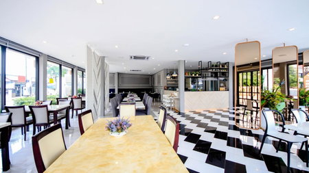 แจสเปอร์โฮเทล Jasper Hotel, Ban Phai, Thailand