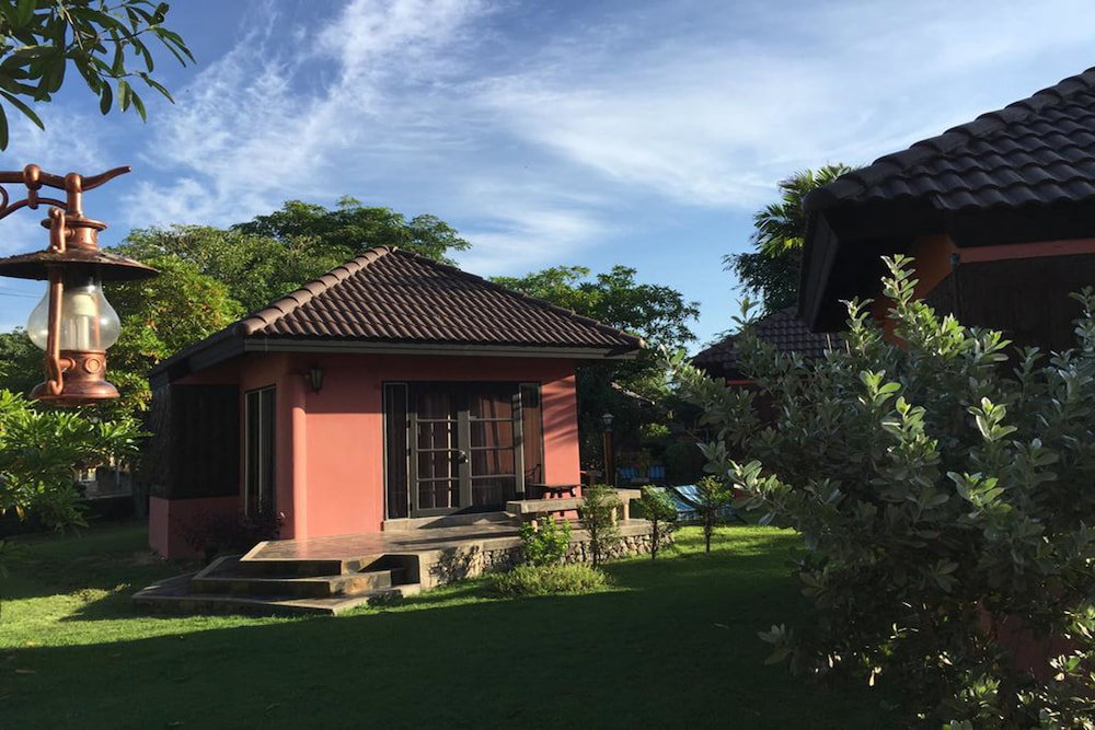 Hotel · Bayview Resort Rayong, Rayong