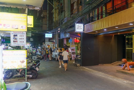 De Lux Bangkok Hotel, Bangkok, Thailand