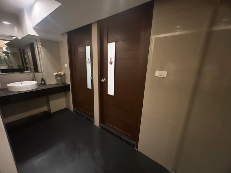 De Lux Bangkok Hotel, Bangkok, Thailand