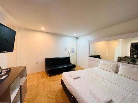 Bed By Cruise Hotel At Samakkhi-Tivanont, Nonthaburi, Thaïlande