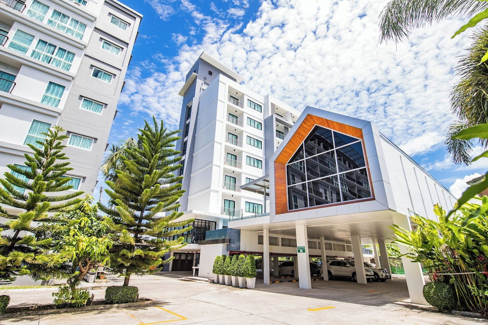 Phavina Hotel Rayong, Thailand