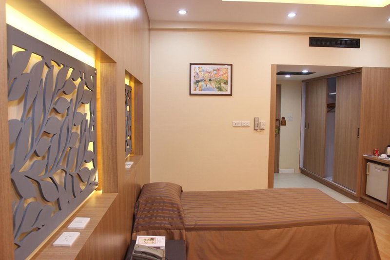 Charoen Hotel, Udon Thani, Thailand