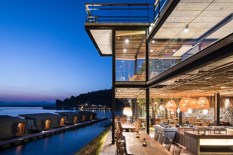 Z9 Resort, Si Sawat, Thailand