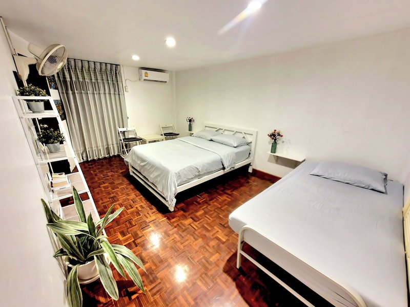 Home16 Hostel 16, Bangkok, Thailand