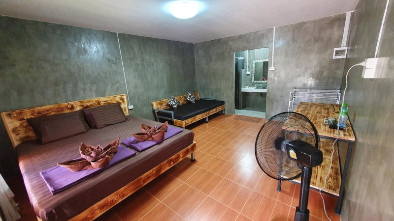 Moonshine Resort Chumphon, Chumphon, Thailand