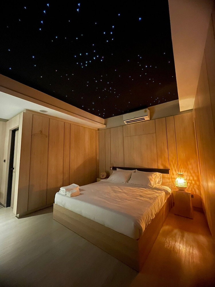 Hotel · Rema, Bangkok