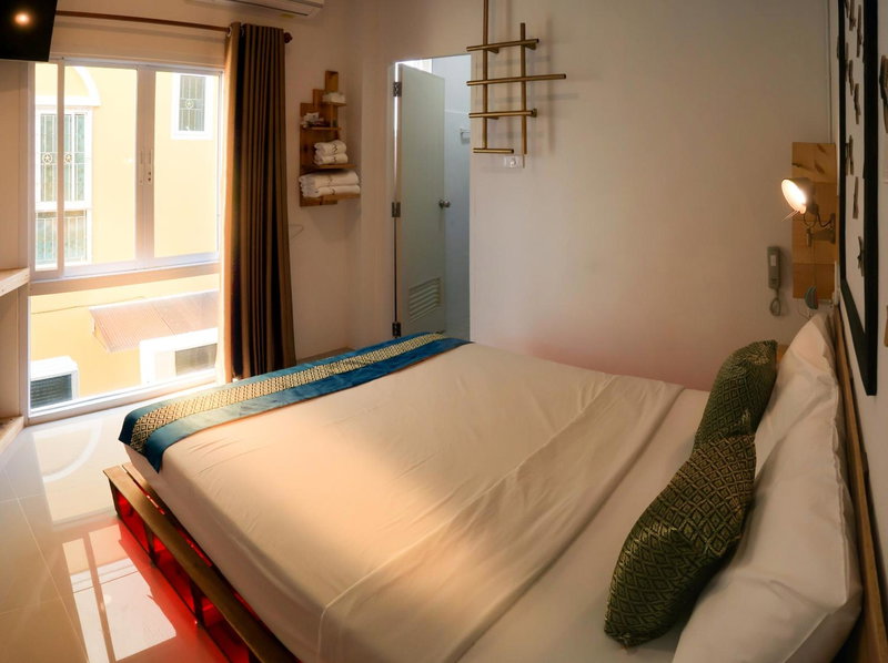 Baan URT Suratthani Airport Hotel, Suratthani, Tailandia