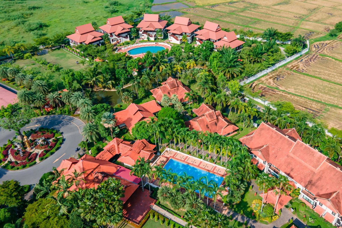 Hotel · Horizon Village & Resort, San Kamphaeng