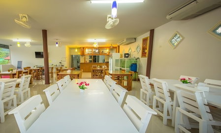 Phuket Airport Villa, Sa Khu, Tailandia