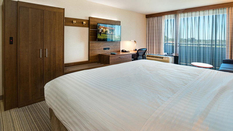Holiday Inn Express Fullerton-Anaheim by IHG, Fullerton, United States